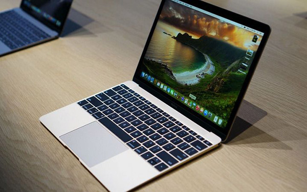 苹果放重磅消息，新MacBook将配备视网膜屏